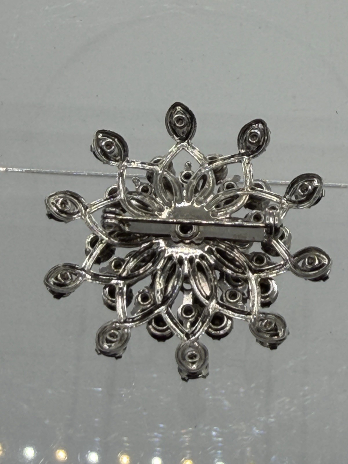 Vtg Sparkling Brooch Pin Snowflake Clear Rhinestones 1.75” Layered Silver Tone