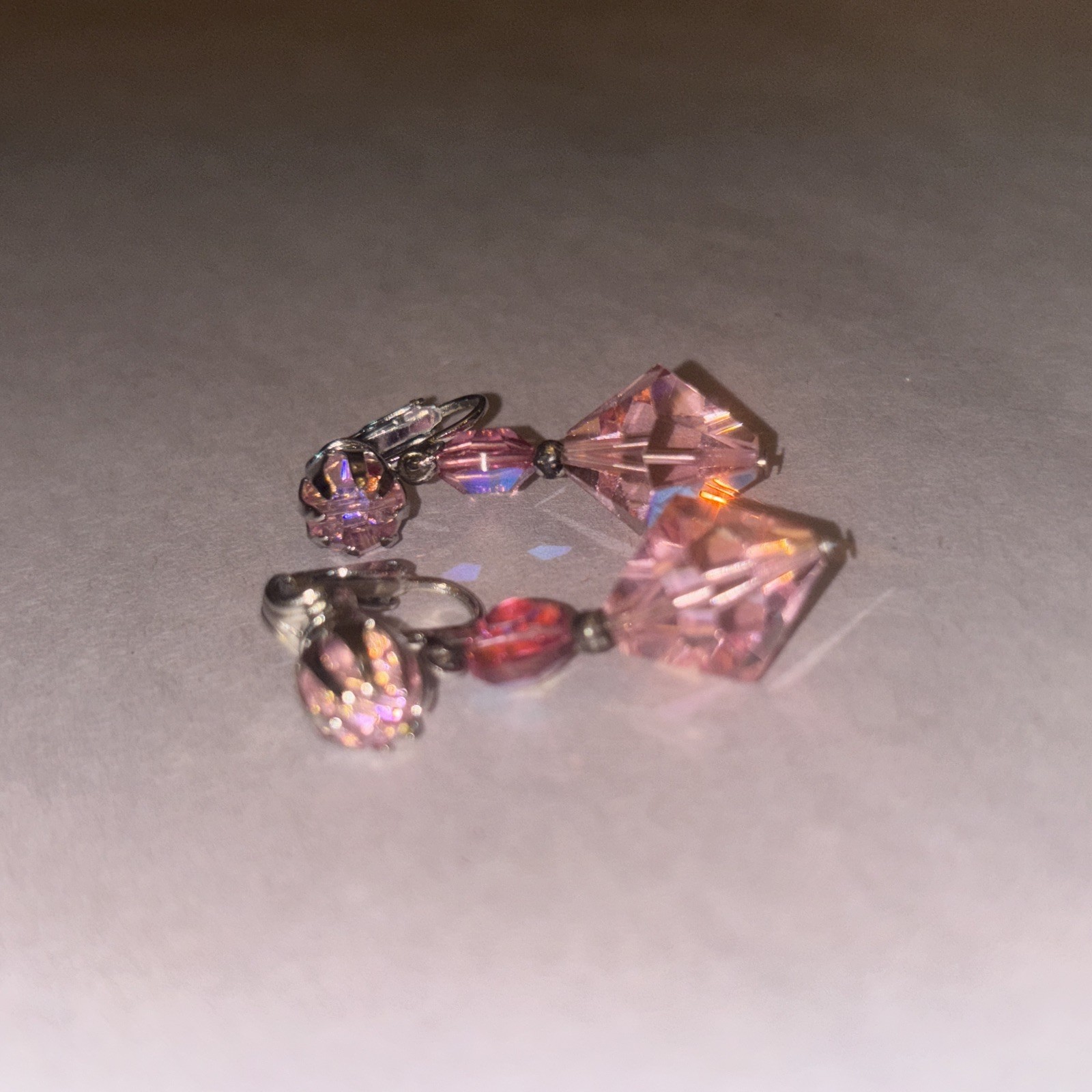 VTG Pink AB light refracting chandelier Necklace w matching Earrings Set
