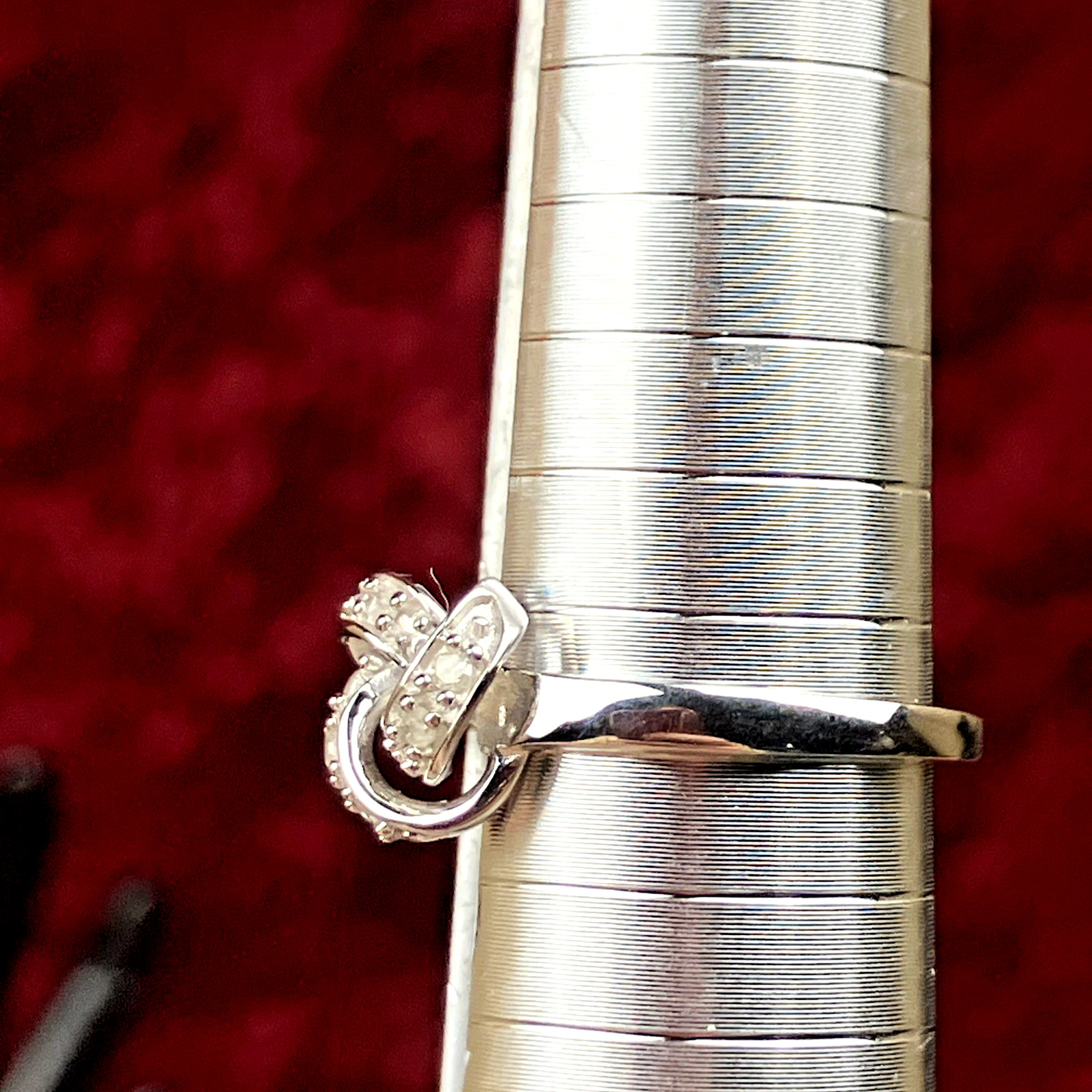 Macy’s Diamond Love Knot Ring Sterling Silver 1/10cttw Size 7 Orig. $100