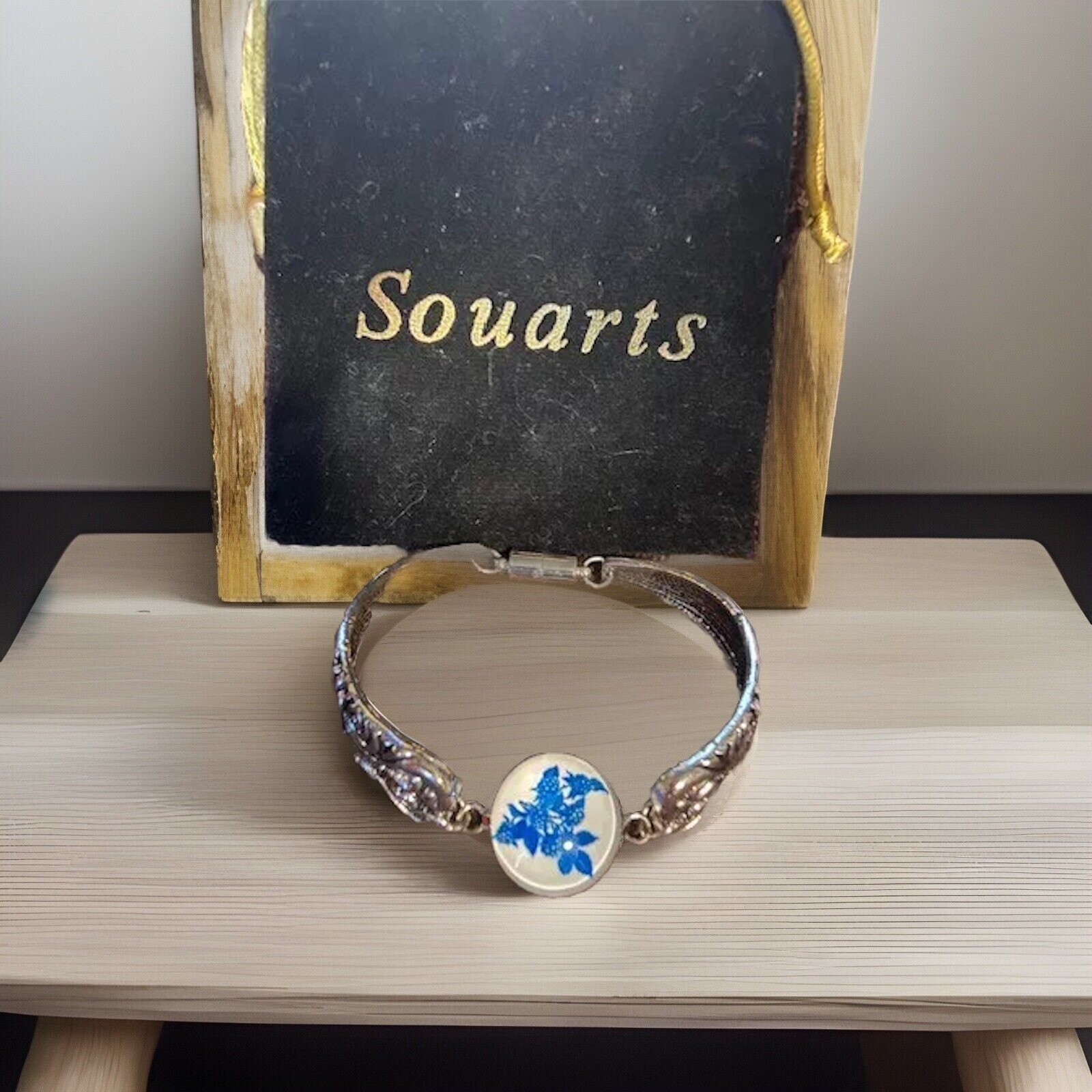 Souarts Ginger Snaps Style Magnetic Bracelet 12 Snaps included