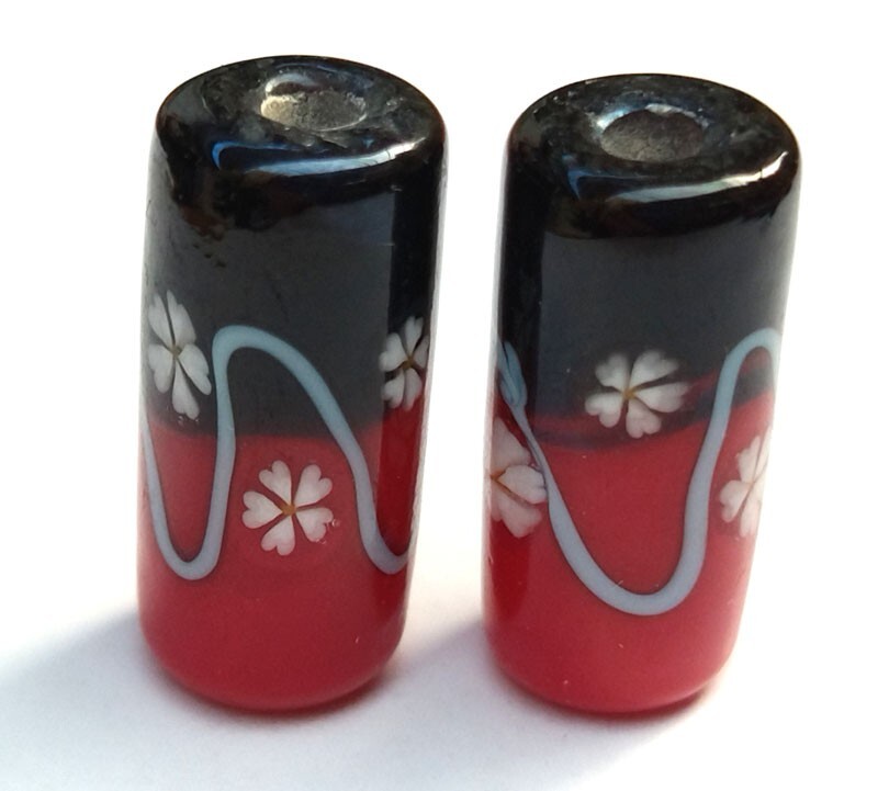 10pcs handmade Lampwork glass red black flower cylinder beads 10*20mm