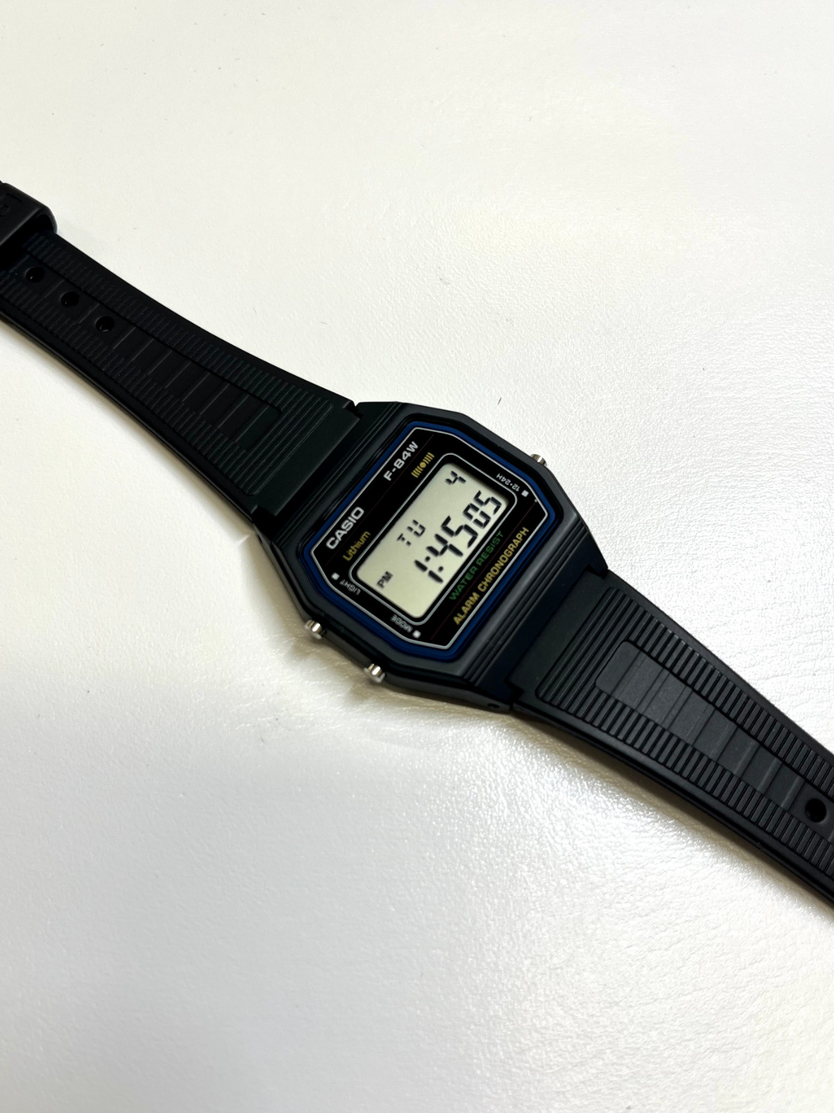 New CASIO Watch Standard F-84W-1QJH Black Simple designed Watch Free ship FeDHL