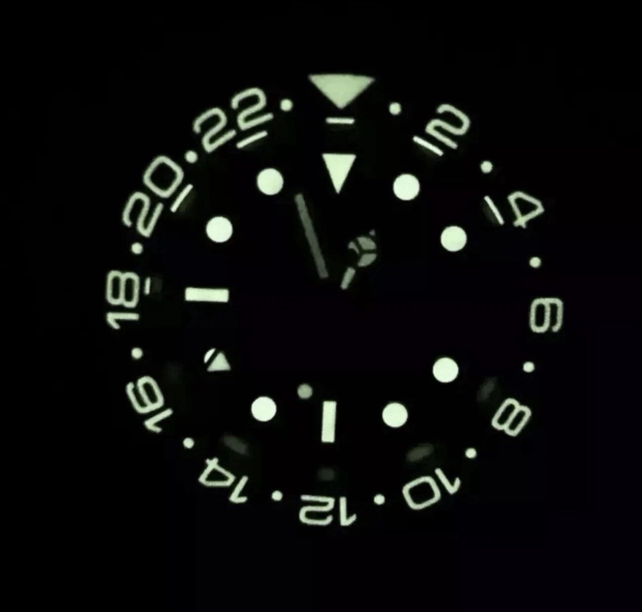 Custom 40mm GMT Style “Batman” Mod Watch w/ NH34 Automatic – Bezel Lumes