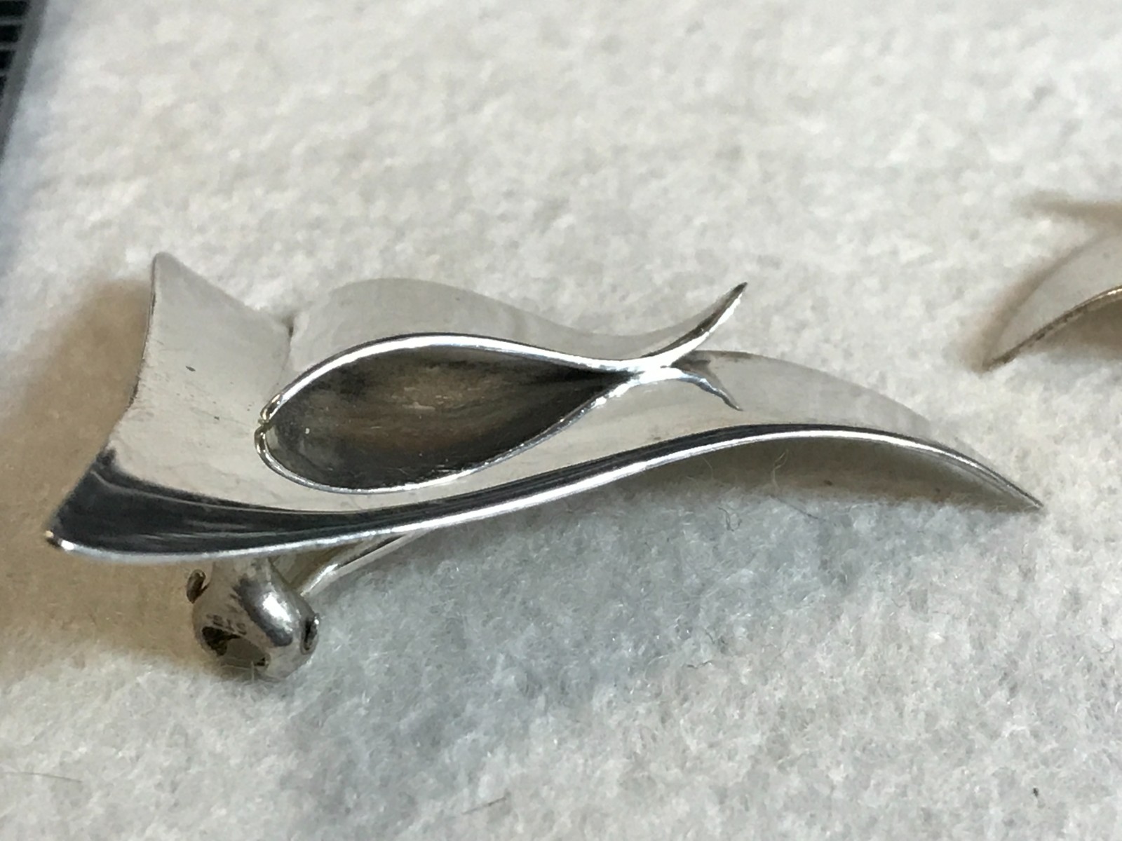 Sterling Silver Large Abstract Modern Triangular SUSAN CUMMINGS Clip Earrings
