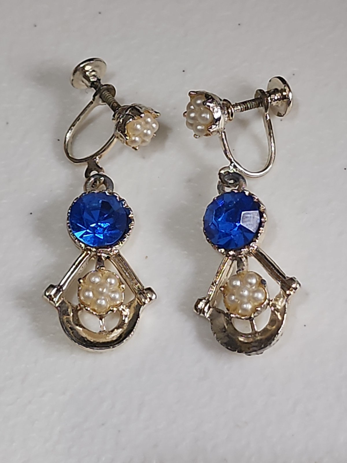 Vintage 1950’s Cobalt Blue Rhinestone Faux Seed Pearls Screw Back Dangle…