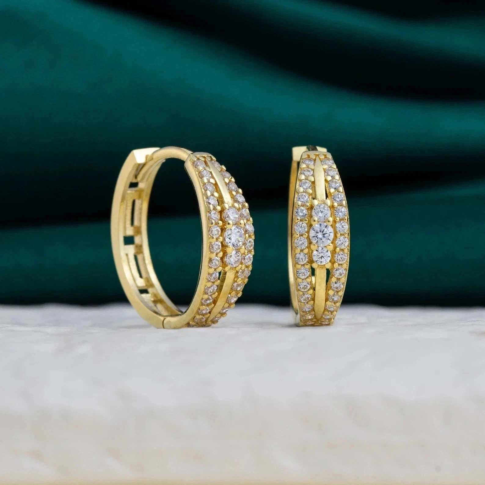 Sparkle Engagement Hoop Earrings Round Cut Simulated Diamond 925 Starling Silver
