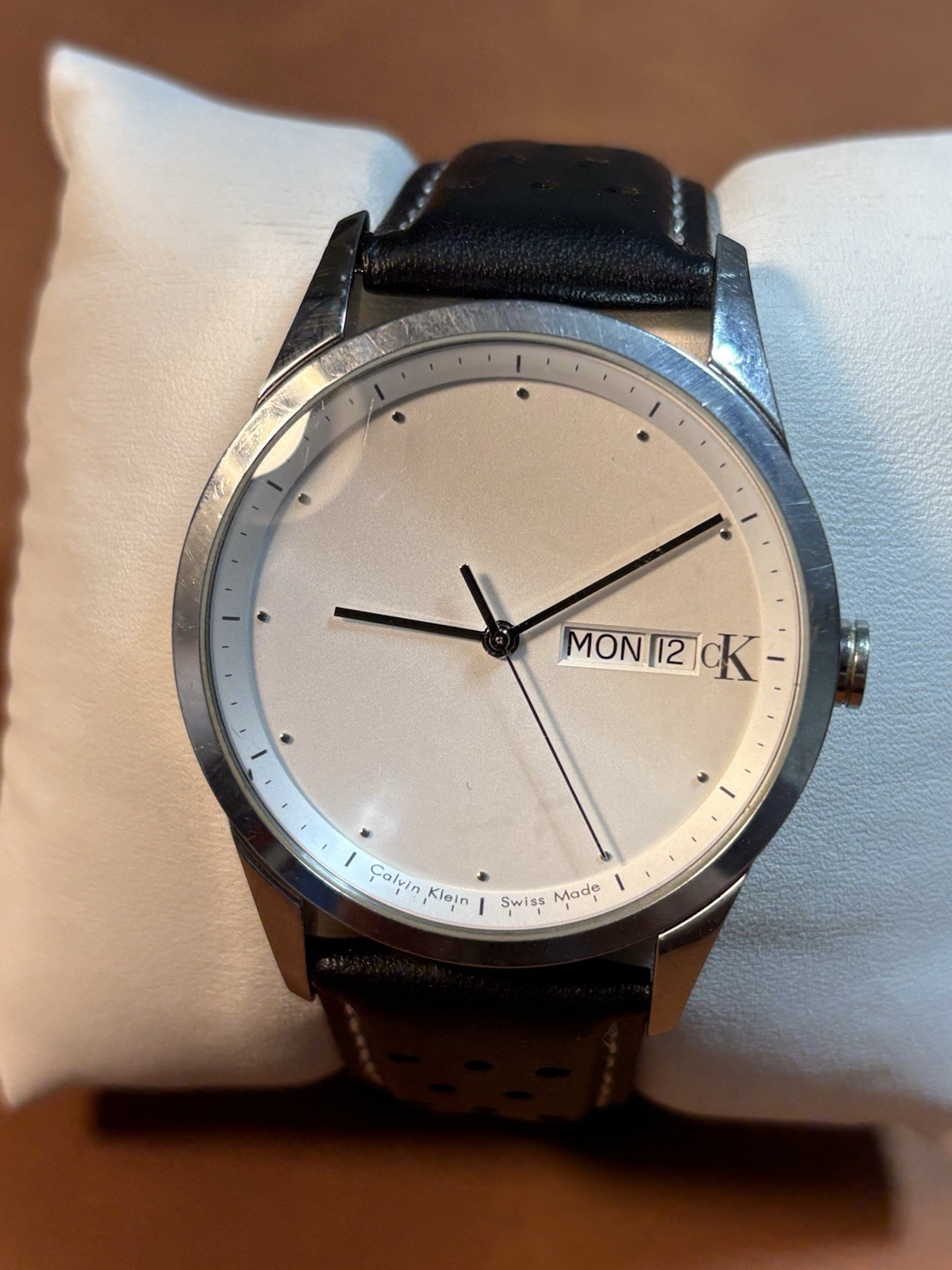 Calvin Klein Swiss Made Men’s Watch Stainless K2211 Day/Date,LeatherCitizen Band