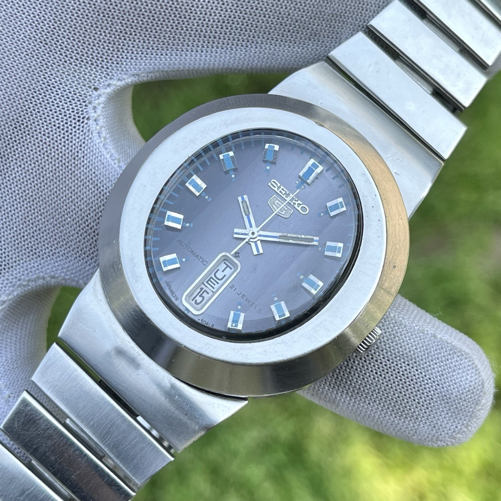 Rare Vintage Seiko 5 Diamatic Oval Shape Automatic Japan Men’s Watch 6319-5030