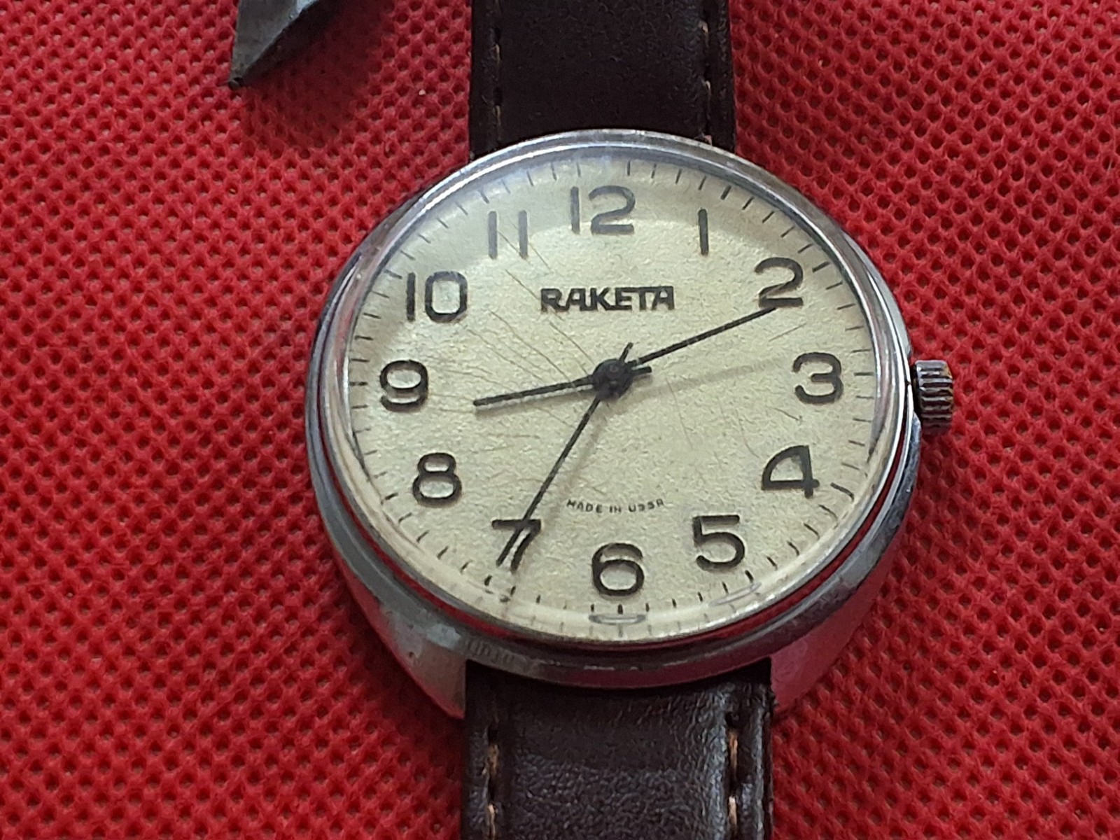 Vintage Raketa Manual Wind Wrist Watch Made in USSR 38 mm.