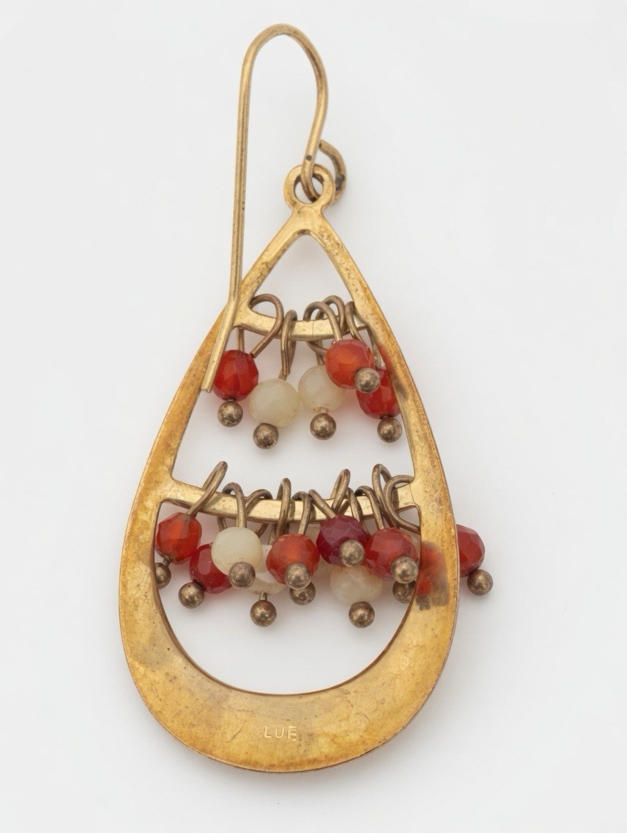 vintage gold-tone teardrop dangle earring mid-20th century (1950s–1970s style).