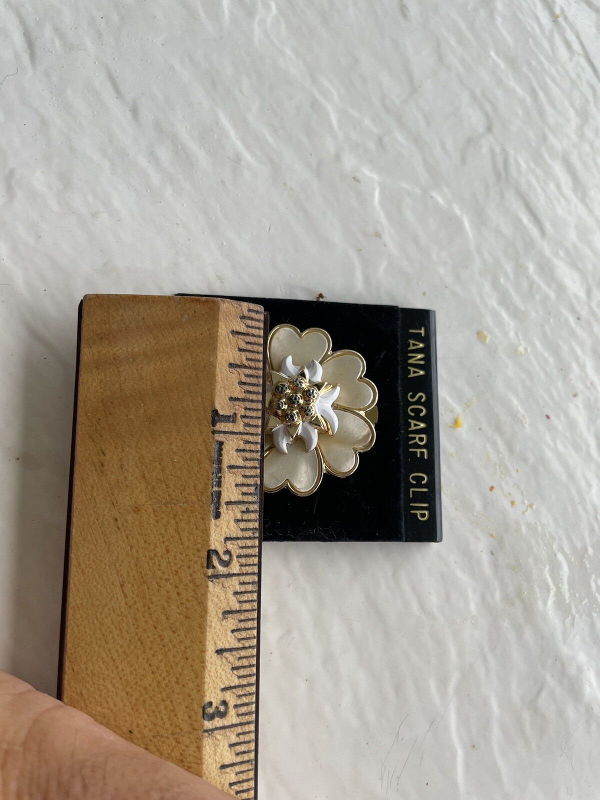 Vintage Floral Tana Scarf Clip – Signed Germany