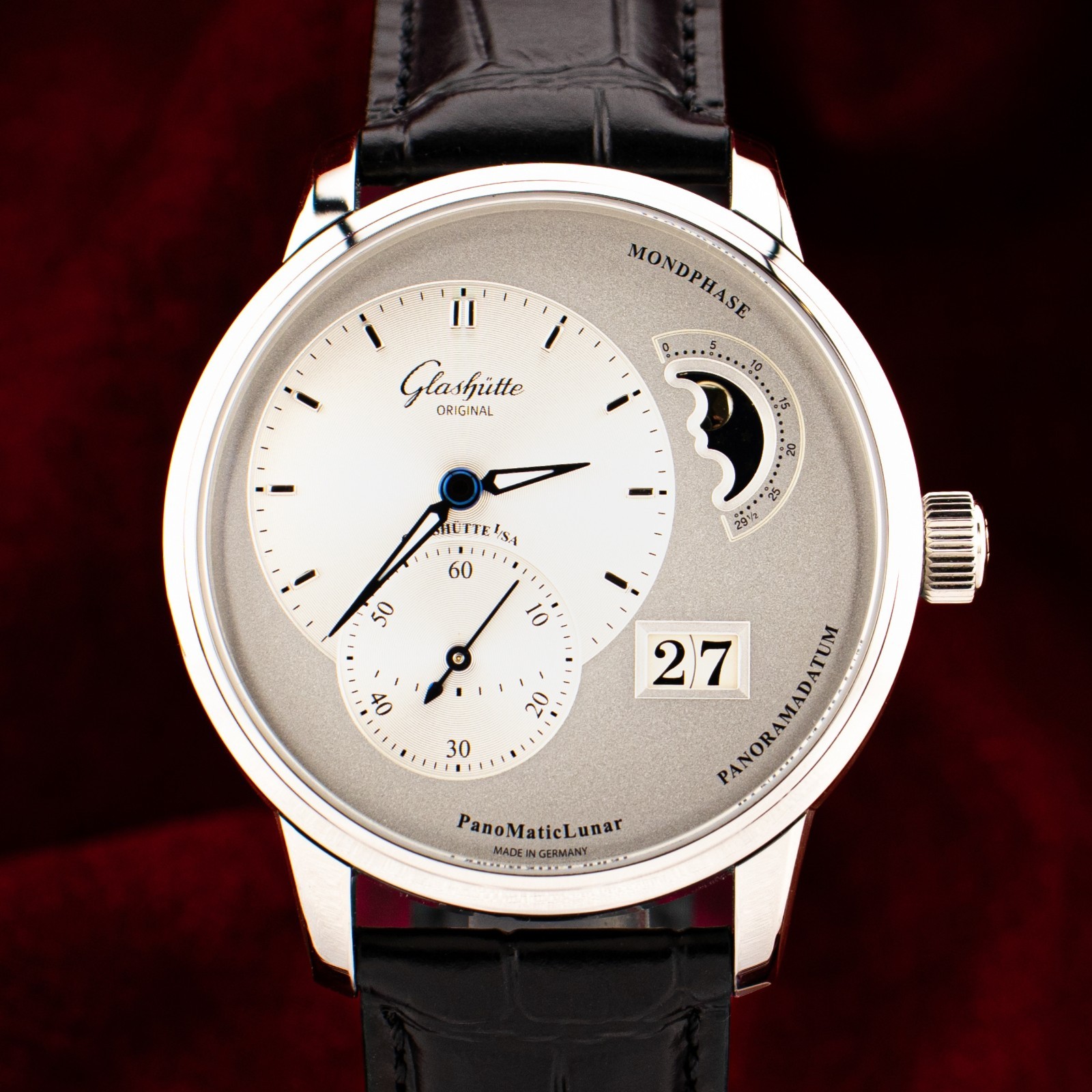 2025 Glashutte PanoMaticLunar 40mm Stainless Steel 1-90-02-42-32-61 Full Set B&P