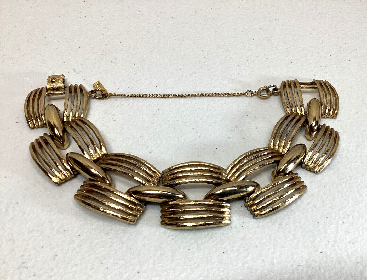 Monet Vintage Bracelet Gold-Tone Links Signed with Hangtag and Safety Chain 7 in