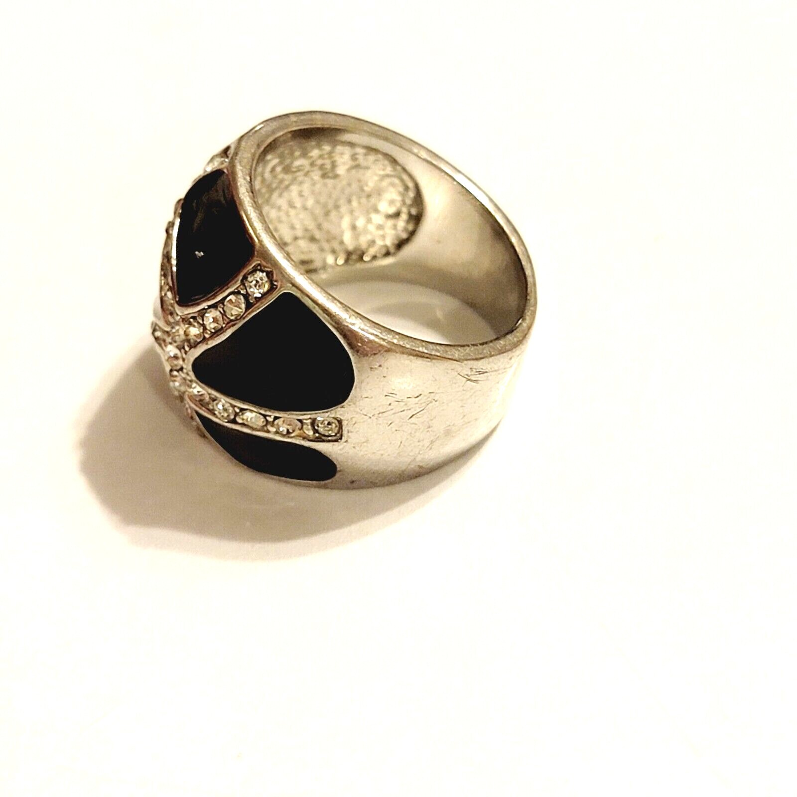 Modernist Black Enamel Rhinestone Ring Size 6.5 Contemporary Jewelry r-38