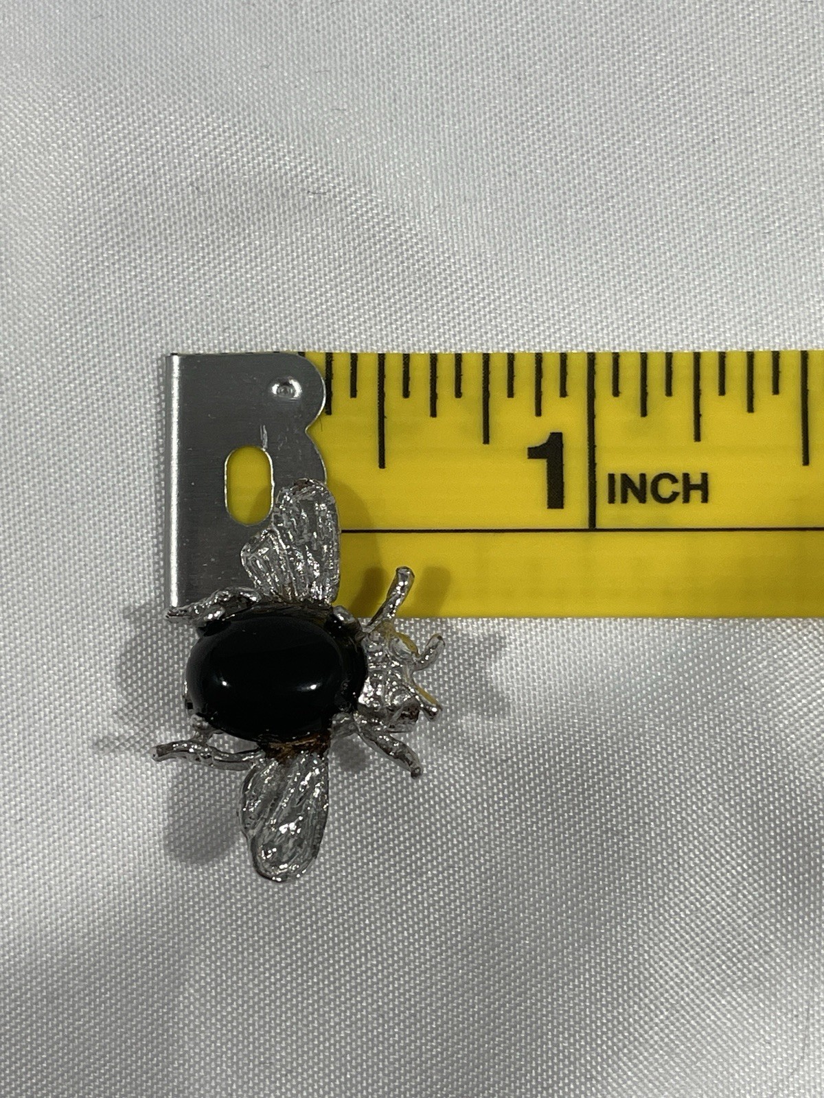 Silver-Tone Bee Brooch Pin with Black Oval Cabochon Bezel Setting 1 in