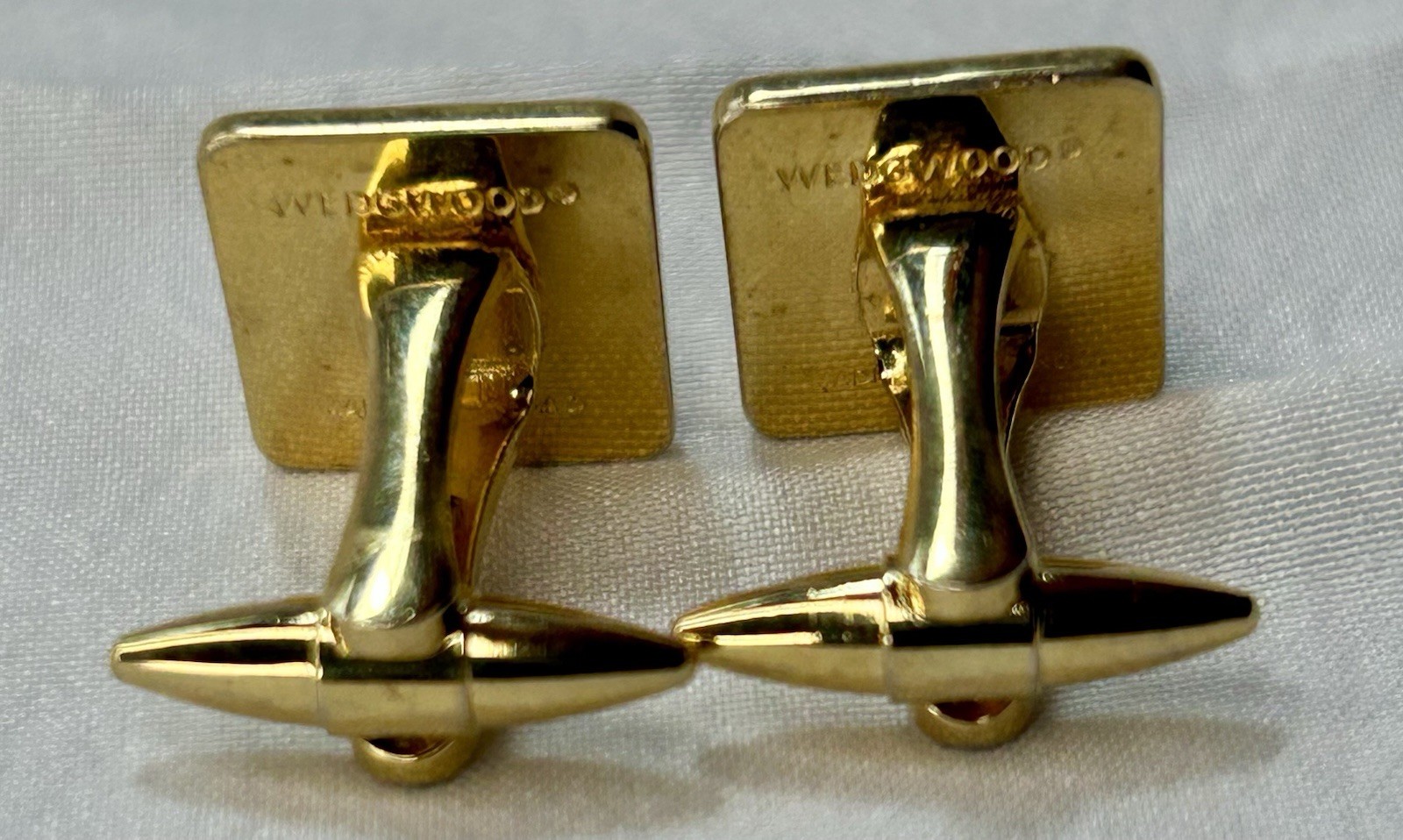 Wedgwood Lot Of 4 Pair Vintage Cufflinks