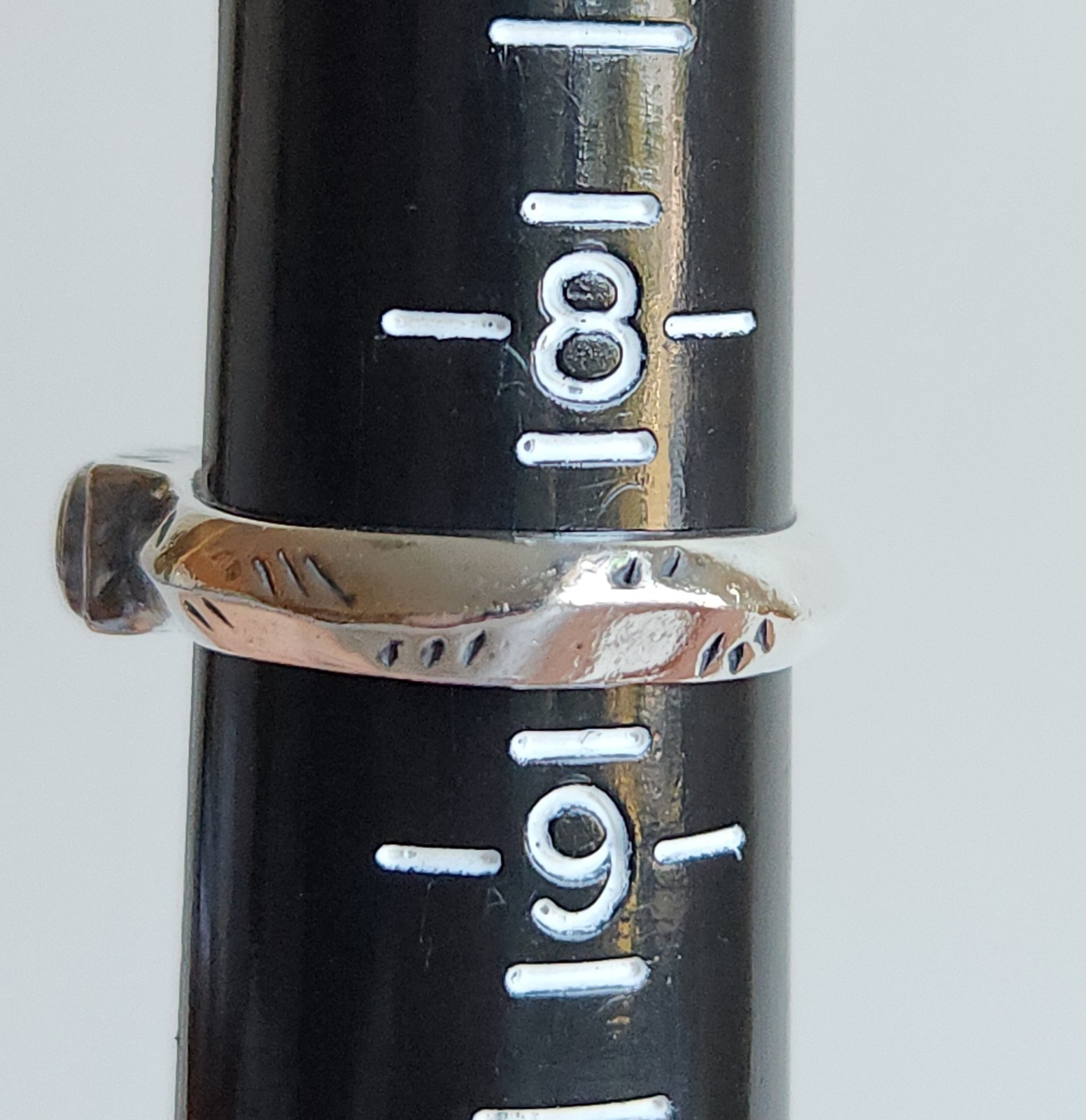 Silpada Sterling Silver Peridot Ring – Size 8.5 – Logo & 925 Stamp