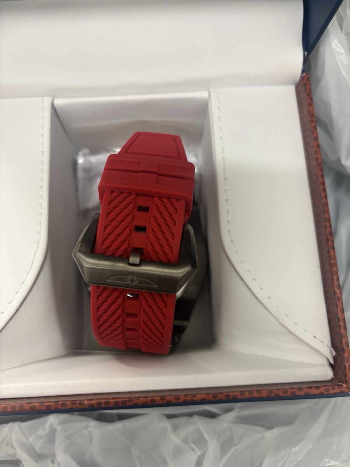 Invicta Chronograph NFL – Tampa Bay Buccaneers 41440 Men’s Watch PLEASE READ