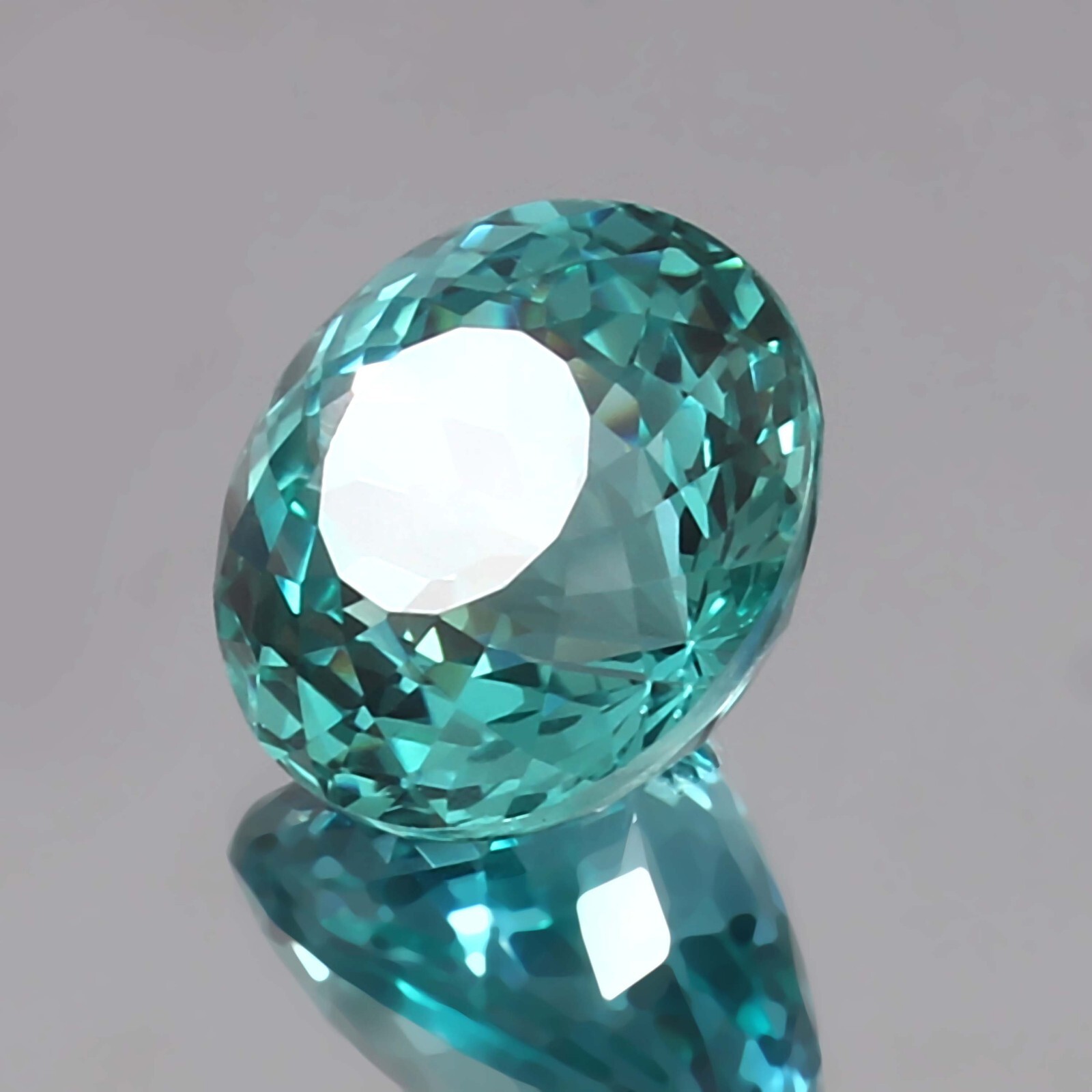 AAA Natural Ceylon Blue Green Parti Sapphire Round Cut Loose Gemstone 23.10 Ct
