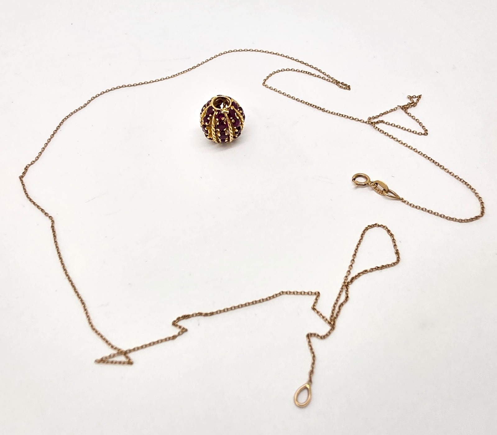 EFFY 14K GOLD 21.5″ NECKLACE W/VINTAGE 18K MULTI RUBY SPINNING BALL PENDANT