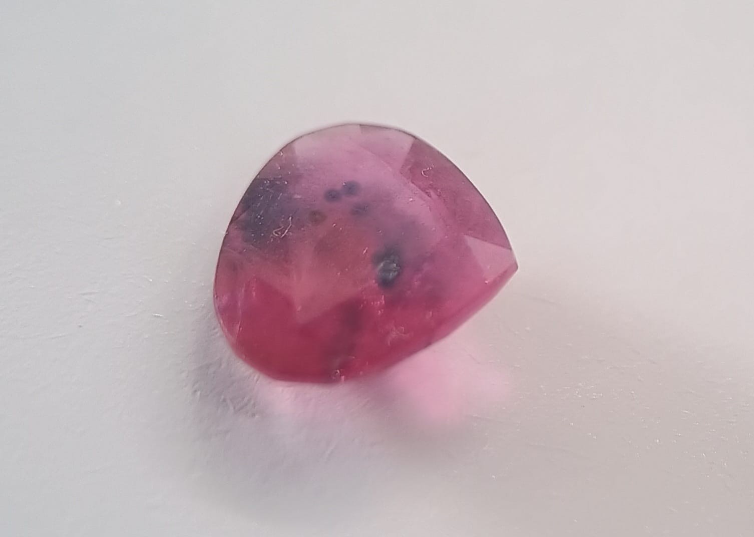 NATURAL AUSTRALIAN Pinkish Red Blue Spots Sapphire 1.49ct Tasmania Heart Ruby
