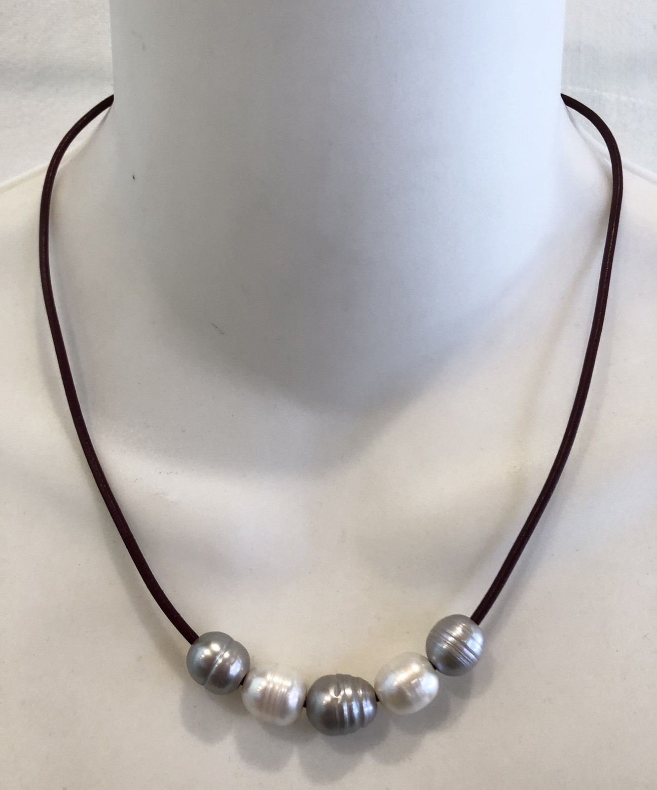New White & Silver Gray TAHITIAN PEARL 18” Leather Cord Necklace