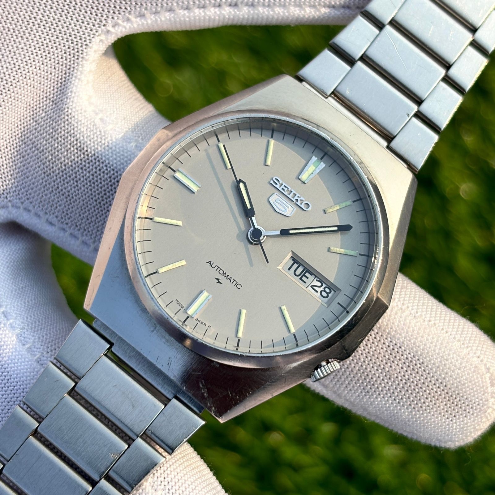 Vintage Seiko 5 Soft Skin Dial well kept Automatic Japan Men’s Watch 7009-8830
