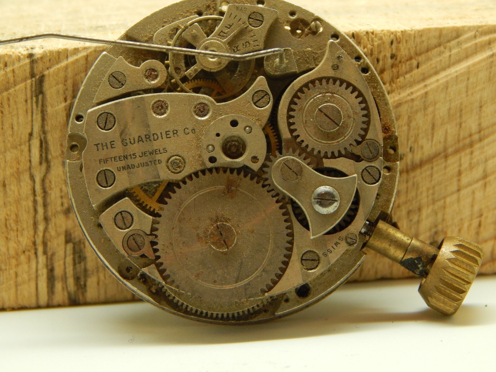 Beautiful Guardier 8 day Pocket Watch Movement 15 Jewels 42.1mm