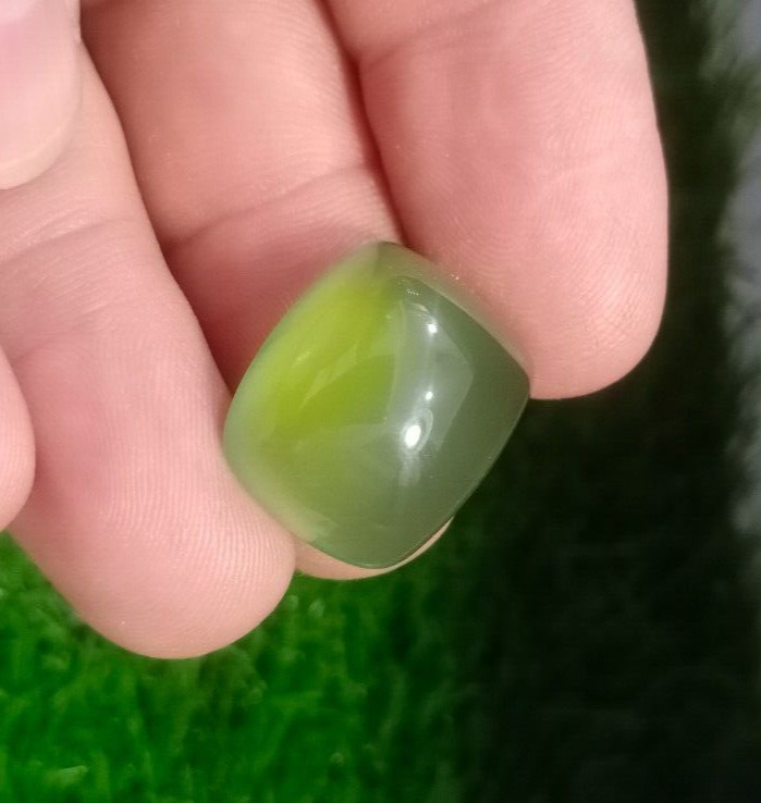 28.00 Carat Natural Loop Clean Serpentine Cabochon Loos Gemstone From Pakistan