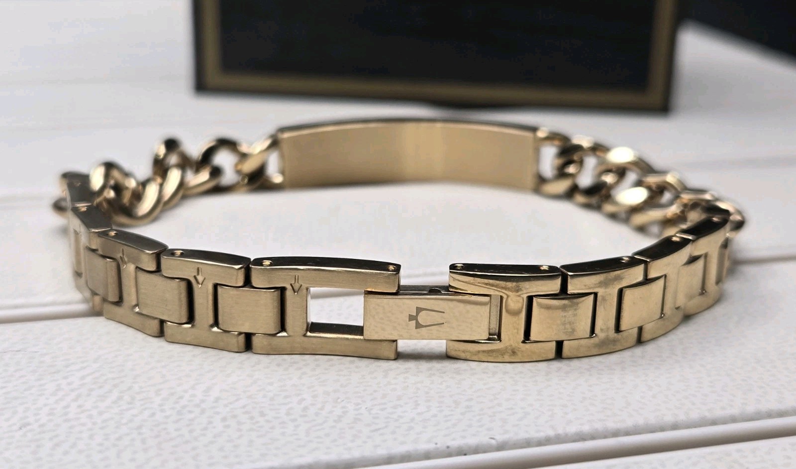 Bulova 98K106 Genuine Gold Tone Crystal Bracelet OEM Gift Set Bracelet Only