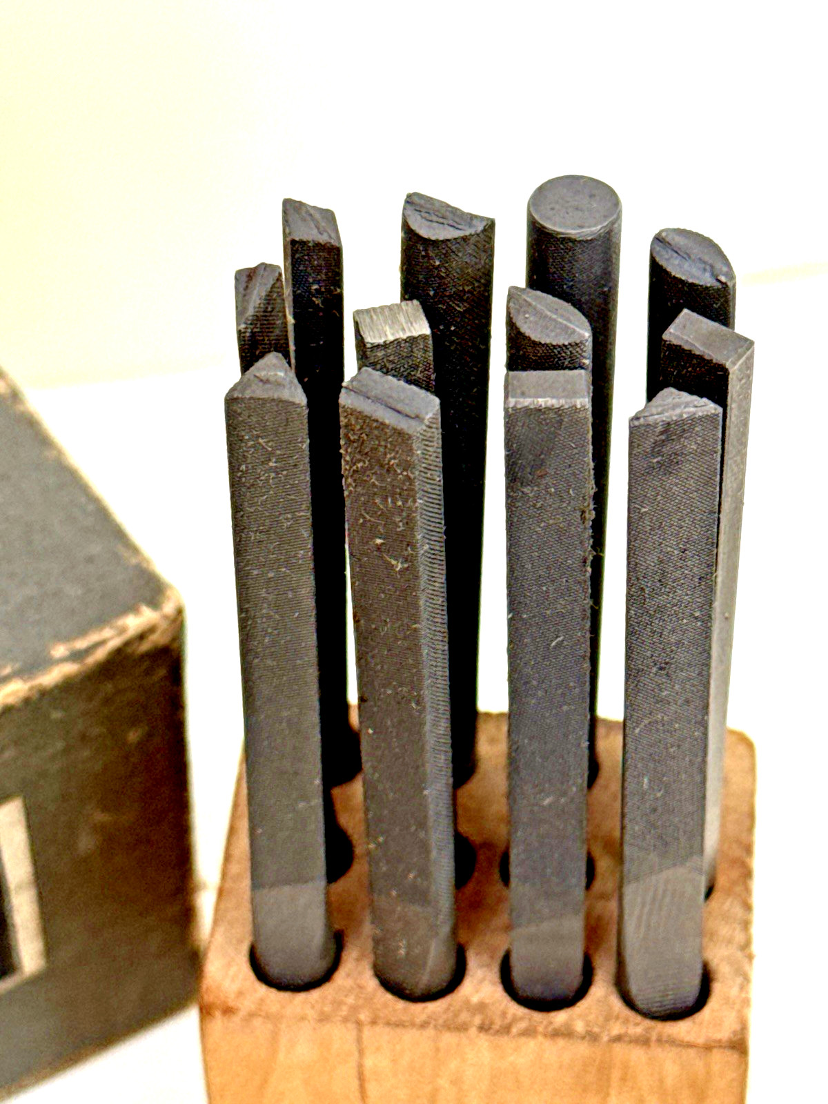12 HELLER SWISS PATTERN BENCH MACHINE FILES No. 2 SIZE 3 1/4″ X 1/4″
