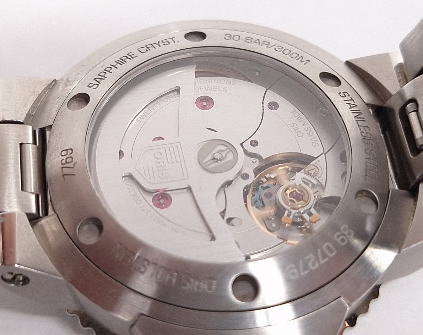 Oris Aquis Date Calibre 400 41.5mm Men’s Watch – 01 400 7769 4157-07 8 22 09PEB
