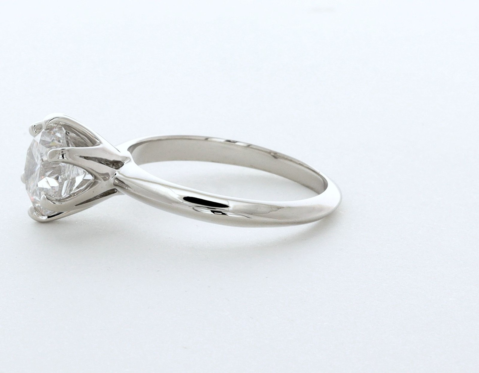 Solitaire Engagement Ring Platinum Classic 2.24 CT Round Lab-Grown Diamond F VS2