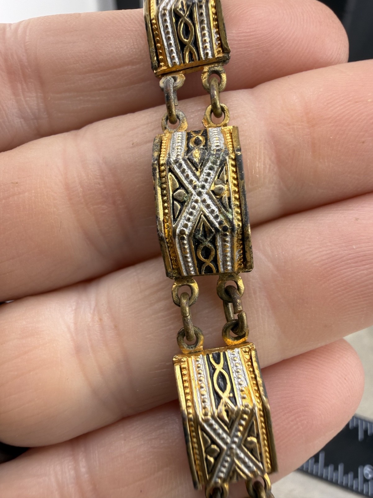 Vintage Damascene Link Bracelet Gold Tone