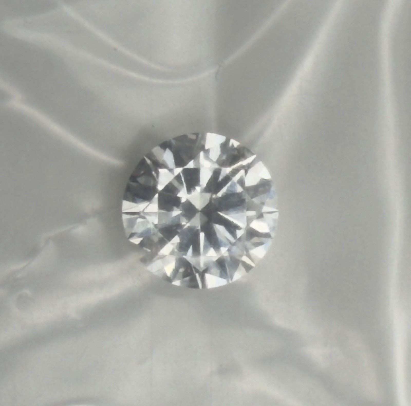 2.51 Ct IGI Certified Lab Grown Diamond F VVS2 Round Brilliant Excellent
