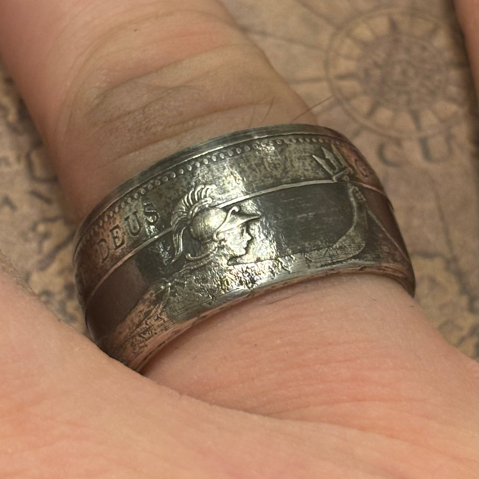 EXCLUSIVE GIANT PURE SILVER St. Helena Britannia 1.25 TOz COIN RING SIZE 9-13 UK