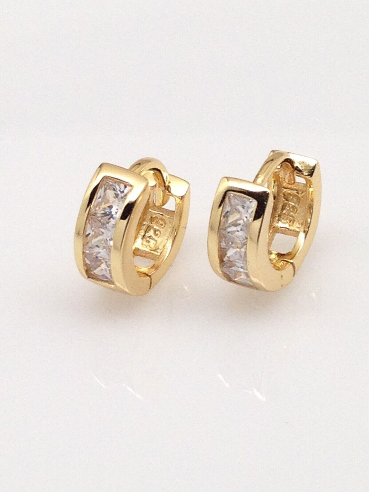 925 Sterling Silver Princess CZ Huggie Hoop Earrings Gold 9.5mm/6.9mm x3.5 TINY