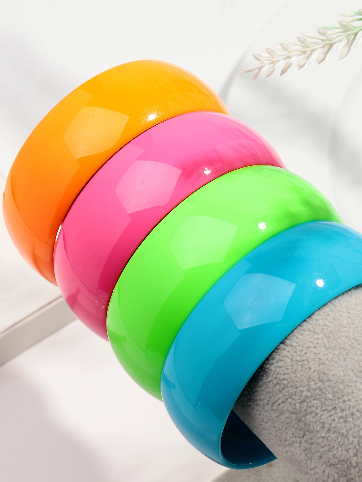 Acrylic Resin Chunky Bangle Women Fluorescent Color Round Wide Strand Jewelry
