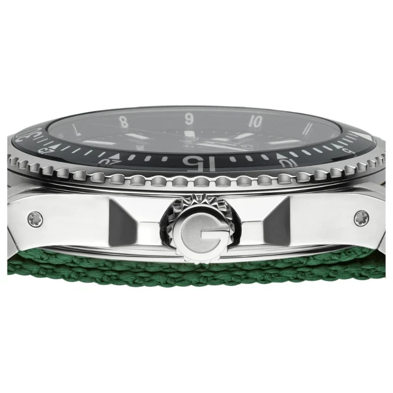 GUCCI YA136206 Dive Black Dial Red and Green Nylon Men’s Watch