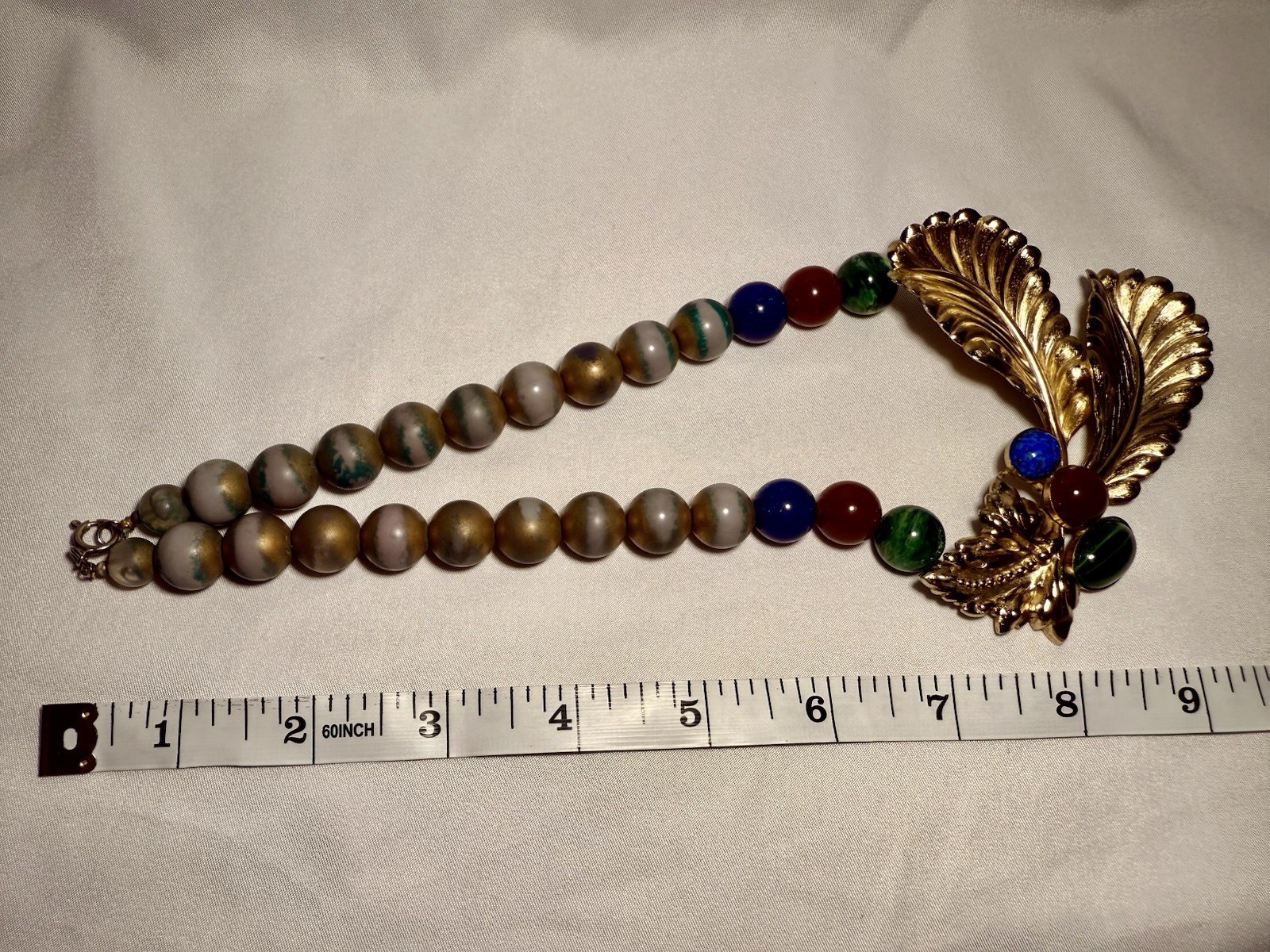 Vintage Mid-20th Century Gold-Toned Leaf & Stones Necklace & Earrings Set