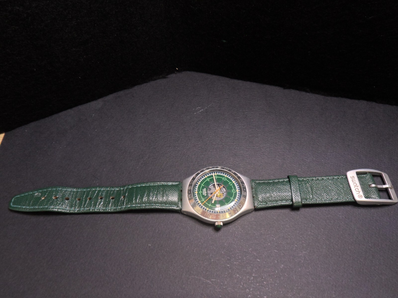 An Original Swatch AG1995 Swiss Watch