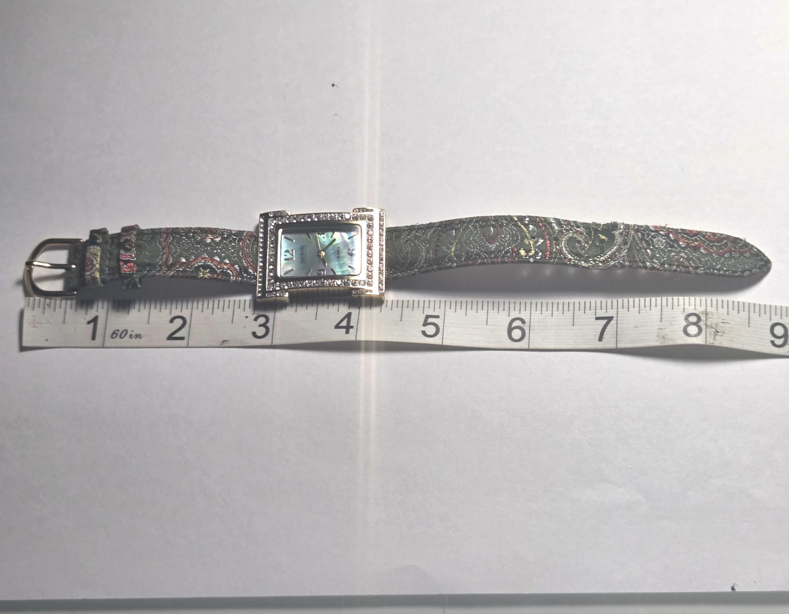 Vintage Joan Rivers Classics Gold Tone Wristwatch Paisley Leather Band V377