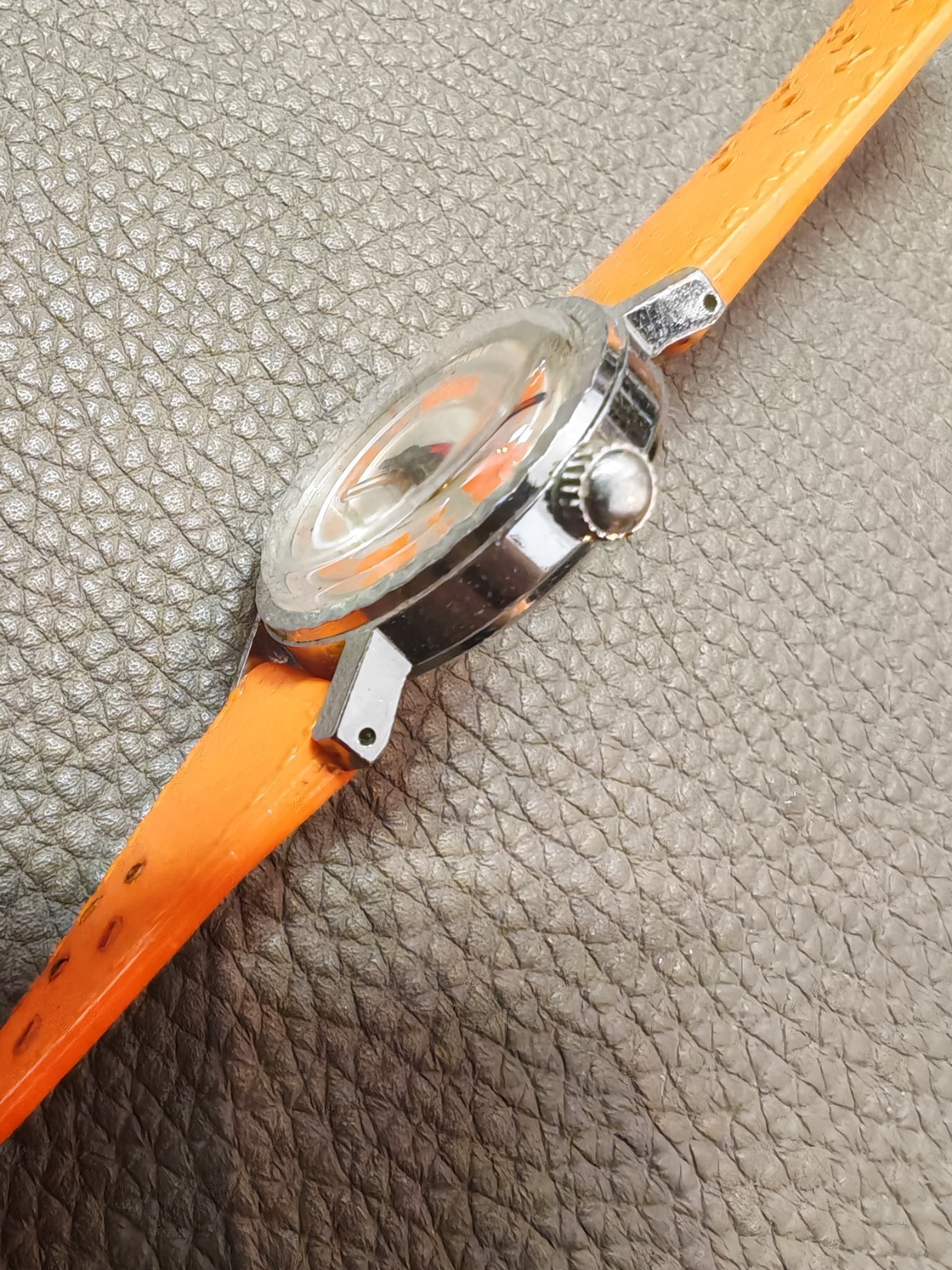 Rare Vintage LOV Watch Mechanical Movement Diameter 30mm