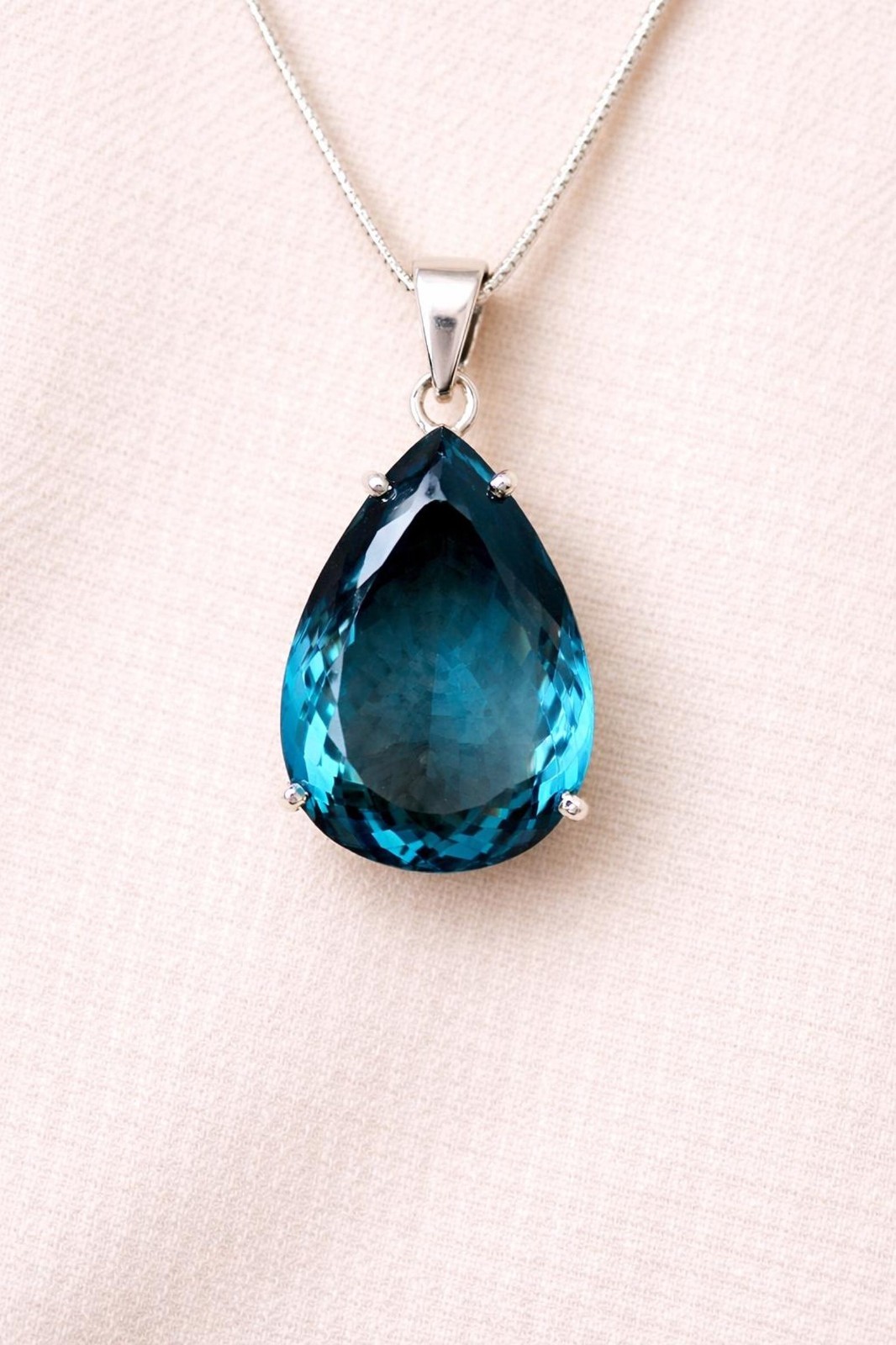 GIE Certified Natural 68 Ct London Blue Topaz Pear Cut Pendant Loose Gemstone