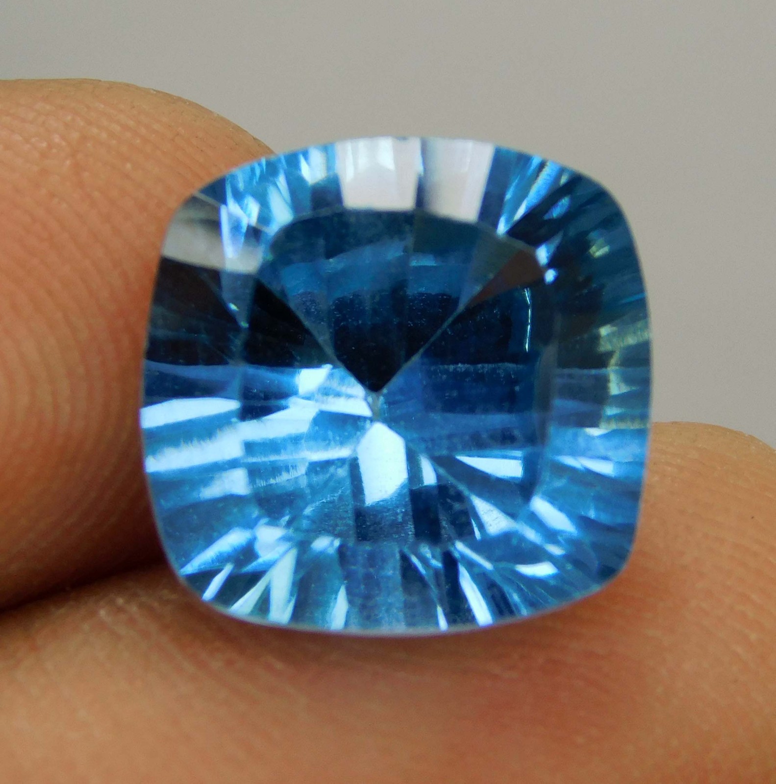 11.05 Ct Natural Mogok Blue Green Spinel Cushion Cut Certified Loose Gemstone