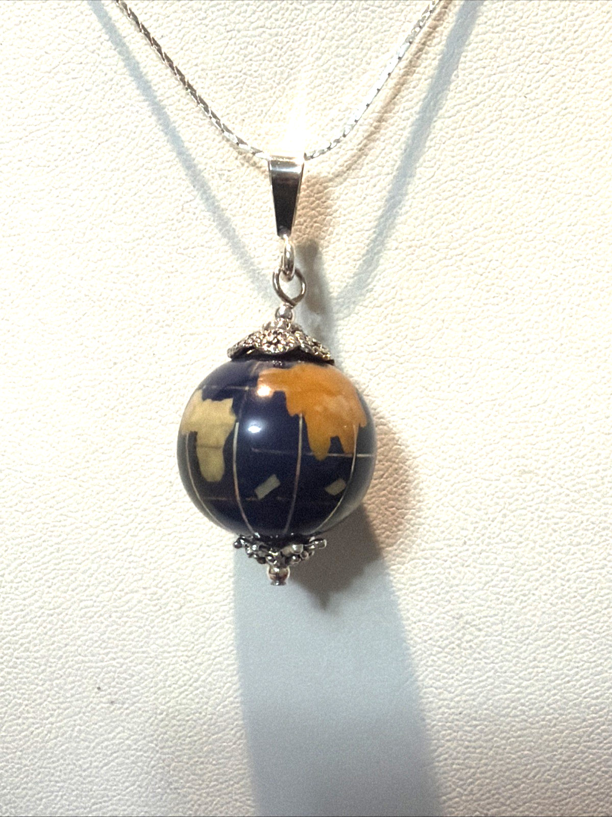 *NEW ITEM-LG. VTG. 20MM LAPIS GEMSTONE INTARSIA WORLD GLOBE NECKLACE .925 SILVER