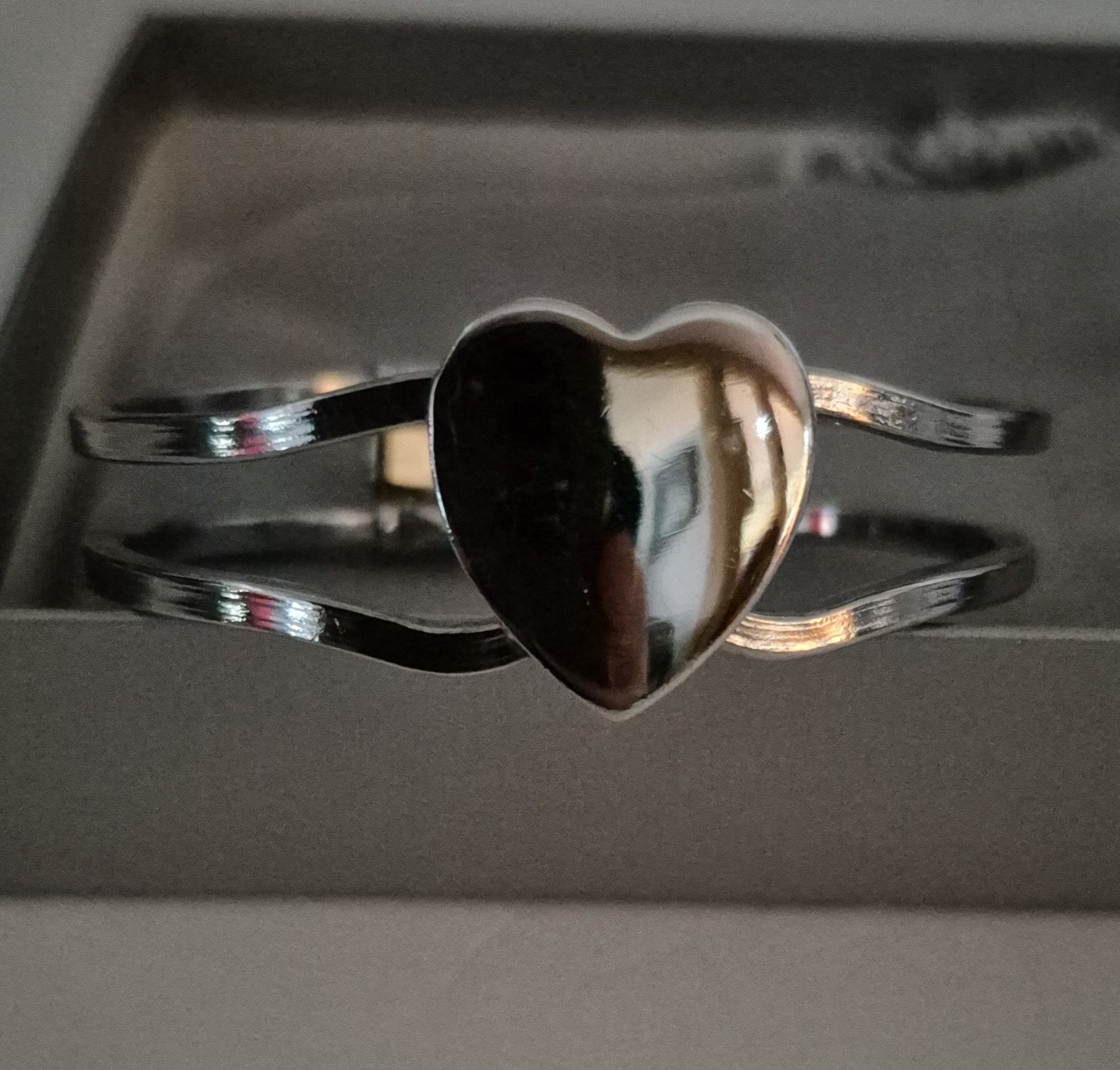Silver Tone Hinged Heart Front Bangle Cuff Bracelet, Metal, No Stone