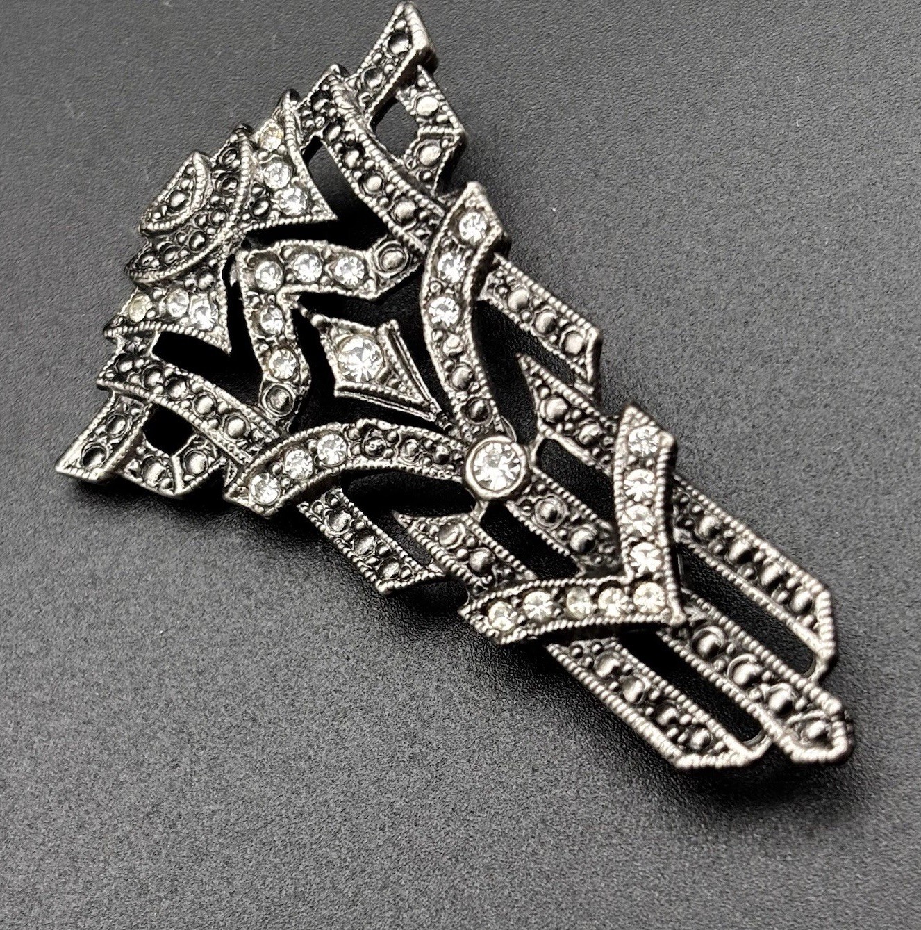 Vintage Art Deco Style Silver Tone Black Crystal Brooch Pin 1.75”