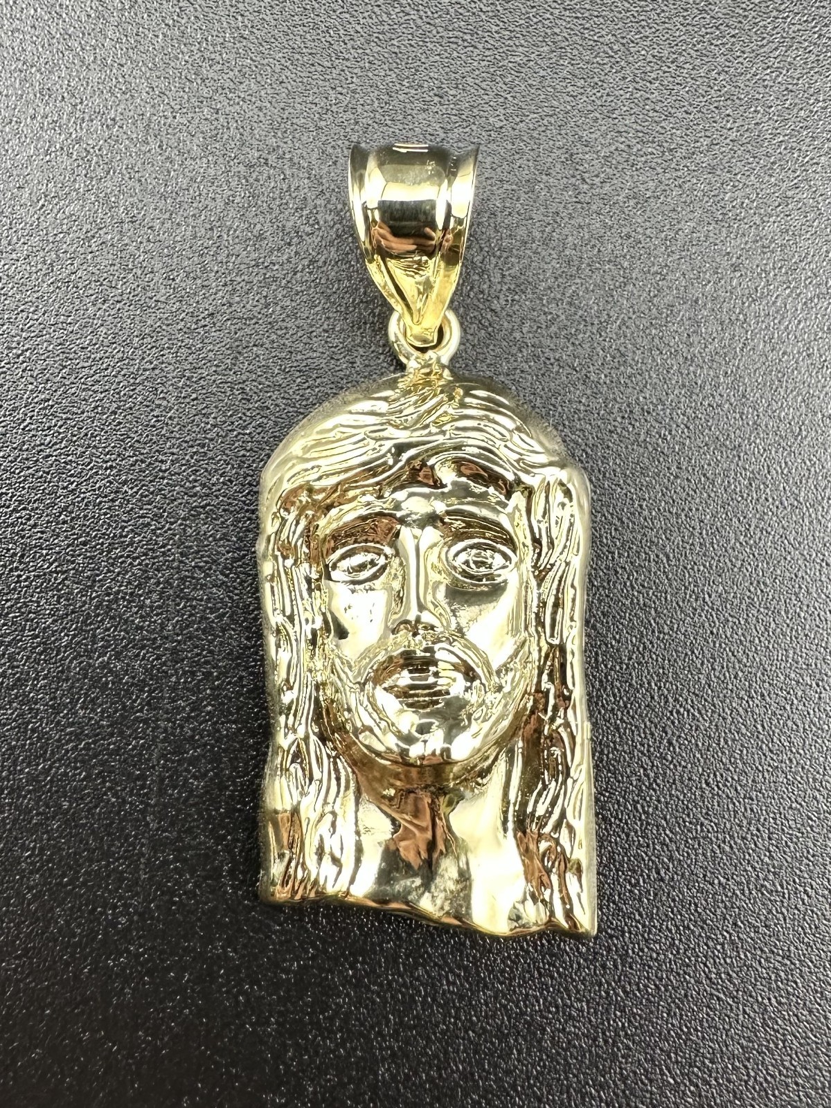 10k Yellow Gold Jesus Head Pendant 1.80dwt