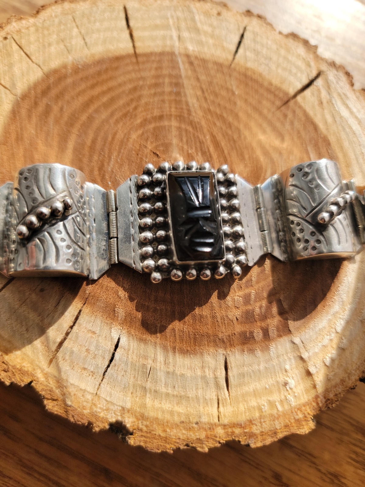 Vtg 9.25 Silver Hinged Taxco Mexico Braclet Aztec/Mayan Mahagony Obsidian